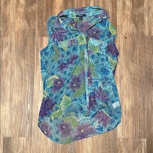 Nine West Button Up vest
